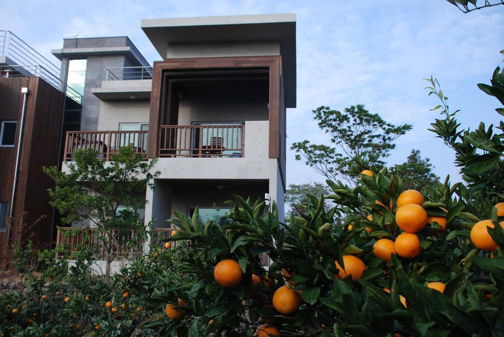 סאוגוויפו Jeju Eco Suites מראה חיצוני תמונה