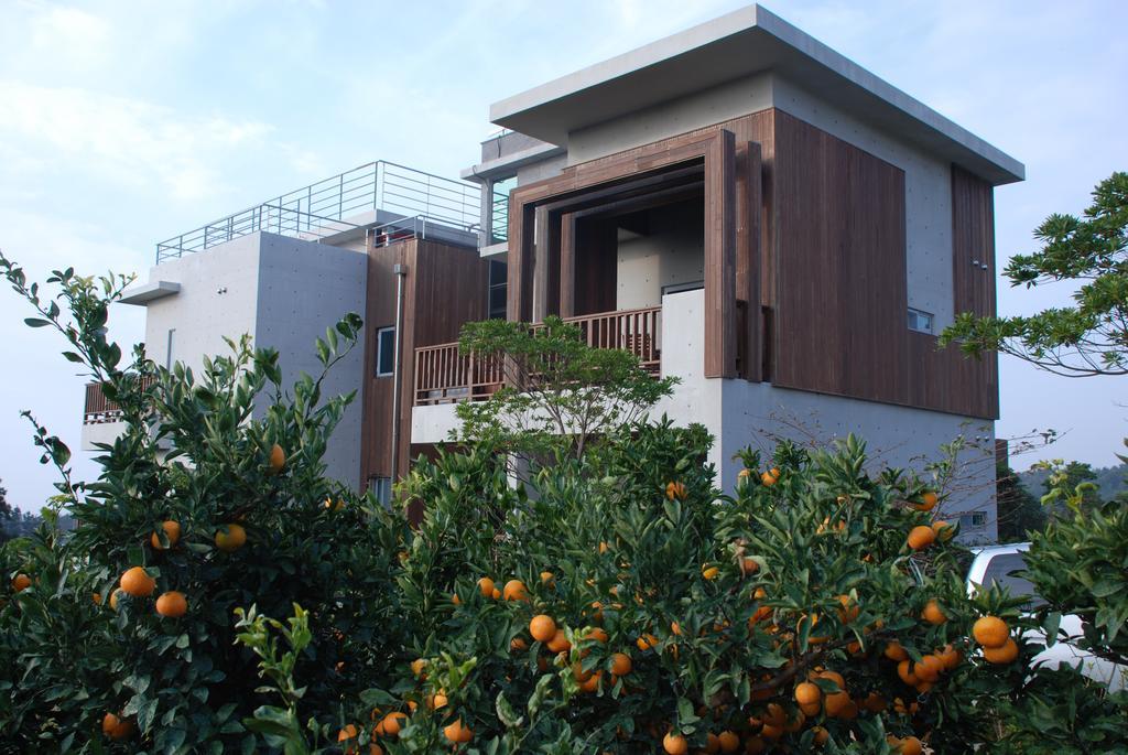 סאוגוויפו Jeju Eco Suites מראה חיצוני תמונה