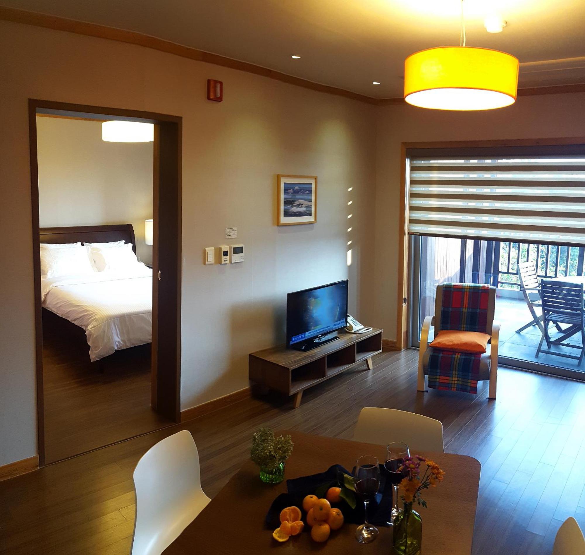 סאוגוויפו Jeju Eco Suites מראה חיצוני תמונה