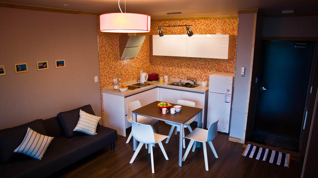 סאוגוויפו Jeju Eco Suites מראה חיצוני תמונה
