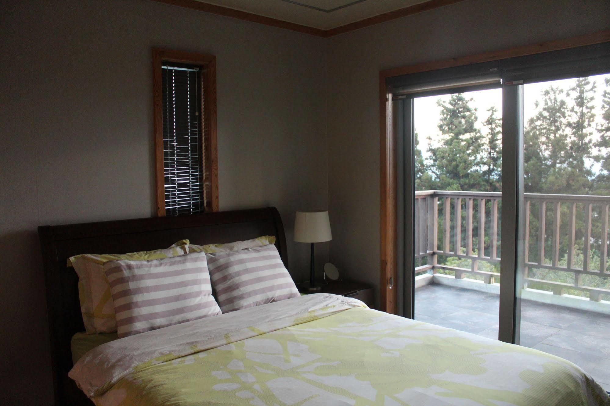 סאוגוויפו Jeju Eco Suites מראה חיצוני תמונה