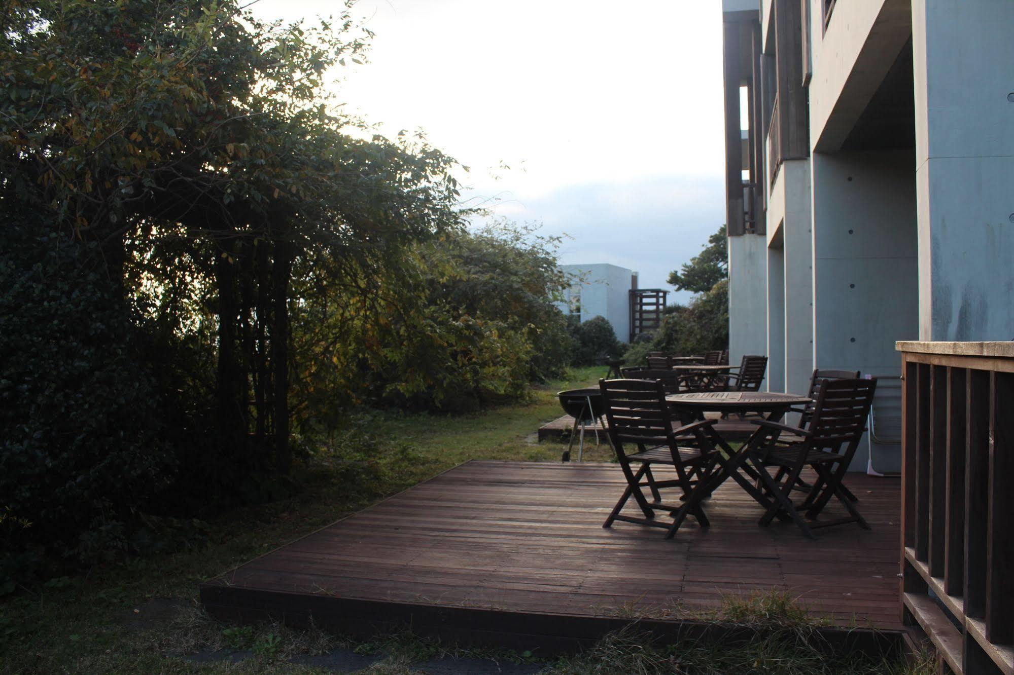 סאוגוויפו Jeju Eco Suites מראה חיצוני תמונה